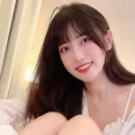 甜美正妹薄紗見客！雙腿亮點嗨炸網