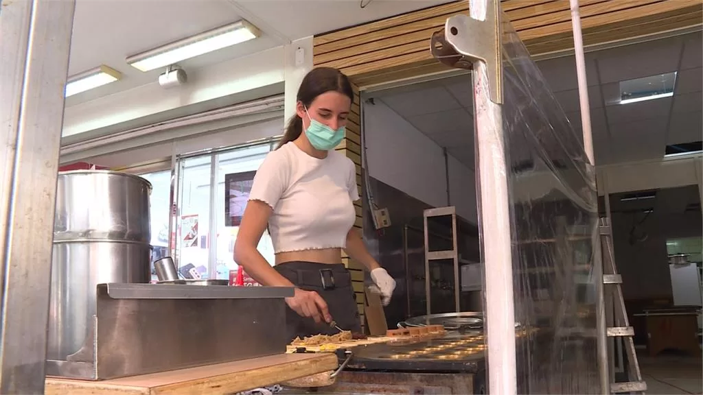 德國女孩的車輪餅夢想：異國經營台灣小吃的故事